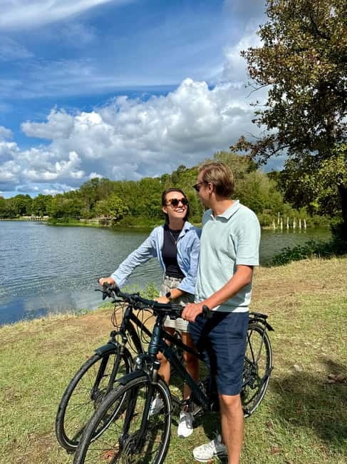 Bike Tour Tirana: Cycle the Highlights & Grand Park (Guided) - An In-Depth Look at the Tirana Bike Tour