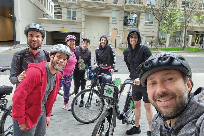 Bike Tour Toronto Harbourfront and Toronto Islands (Economical) - What to Expect from the Bike Tour