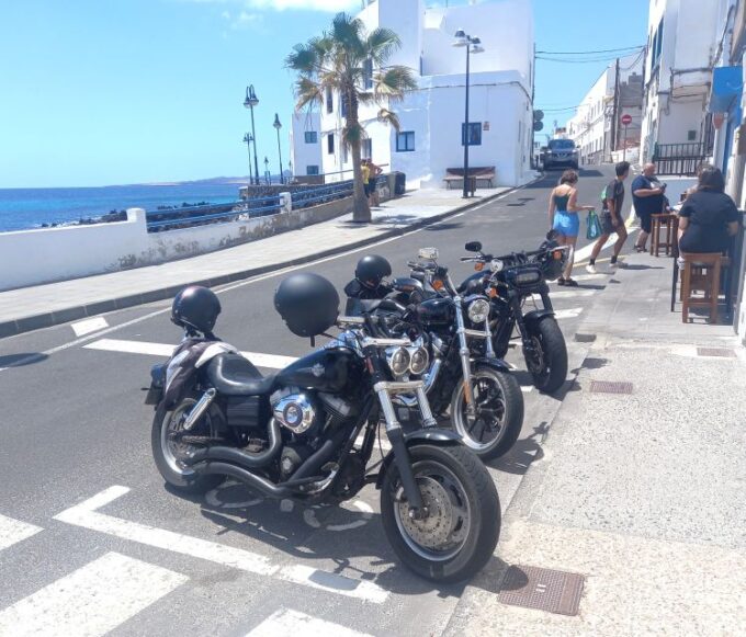 Biker-Tours on a Harley Davidson - Booking and Reservation
