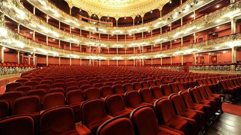 Bilbao architecture and churches tour - A Detailed Look at the Bilbao Architecture and Churches Tour