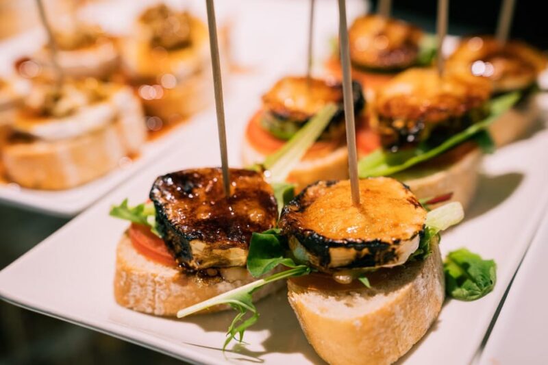 Bilbao Food Tour With Pintxos & Drinks With a Local - Itinerary Highlights