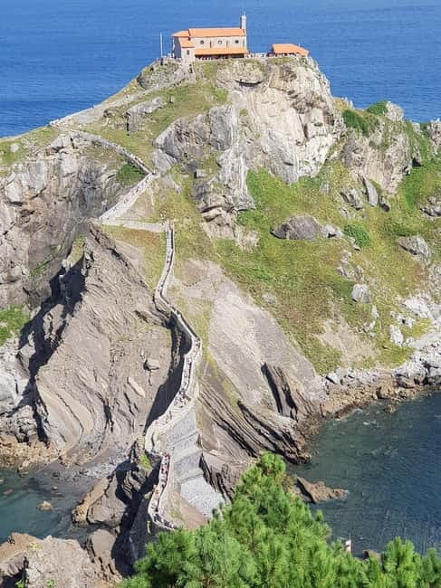 Bilbao, Guggenheim, and Gaztelugatxe from Biarritz - Who Will Love This Tour?  