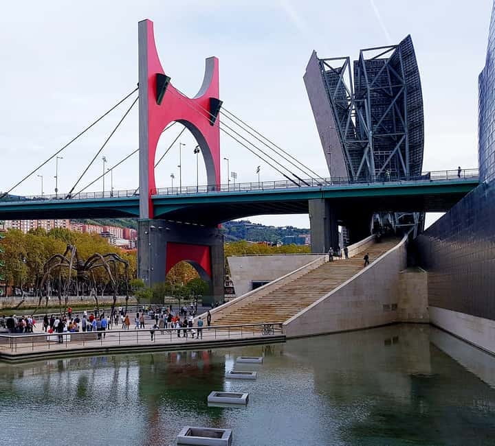 Bilbao: Guggenheim Bilbao museum Ticket included in spanish - Key Points