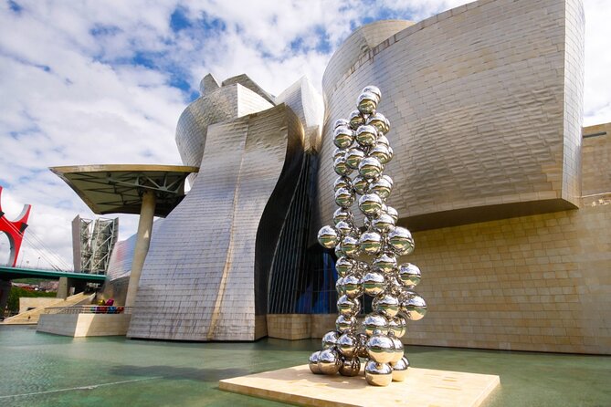 Bilbao & Guggenheim Museum Private Walking Tour With Guide - Reviews and Feedback