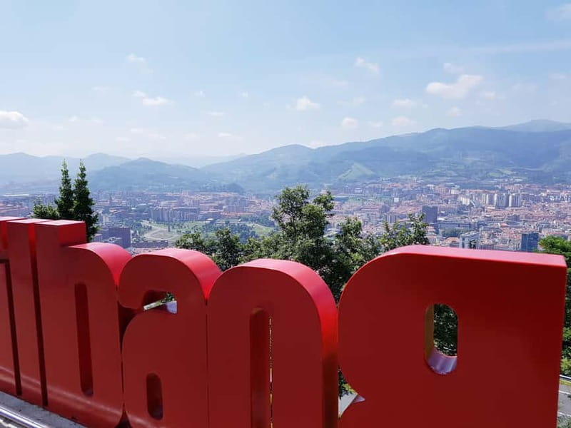 Bilbao Walking Tour and cable car in spanish - A Closer Look at the Itinerary