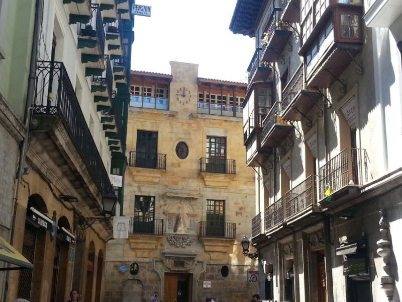 Bilbao Walking Tour and cable car in spanish - FAQs