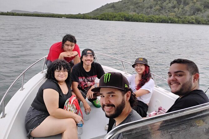 Bioluminescent Bay Night Boat Charter in La Parguera with Captain - Key Points