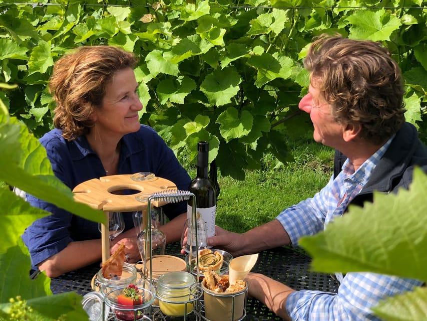 Bioul (near Dinant) : Château de Bioul Tour and Wine Tasting - Key Points
