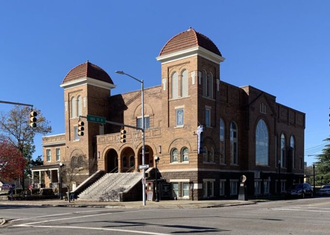 Birmingham: Civil Rights Smartphone Audio Walking Tour - Pause and Resume Tour Anytime