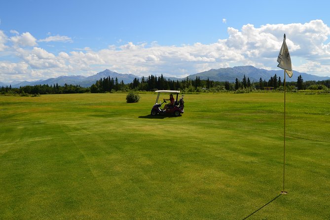 Black Diamond Tundra Golfing Package - Transportation and Meeting Information