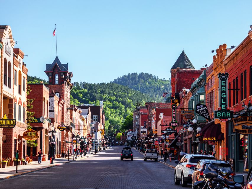 Black Hills & Badlands Driving Tour Bundle - Suggested Itineraries and Routes