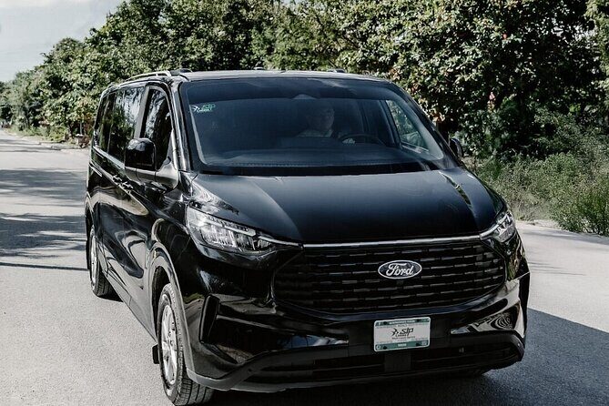 Black Van from Cancun One Way Airport - An In-Depth Look at the Black Van Transfer Experience