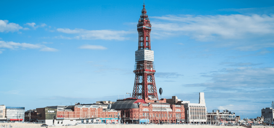 Blackpool Christmas Lights Walking Tour with an App - Discovering Blackpool’s Christmas Lights: An Overview