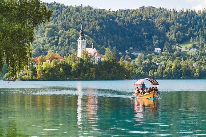 Bled Lake with island and castle - small group - day trip from Ljubljana - The Experience: What Travelers Say