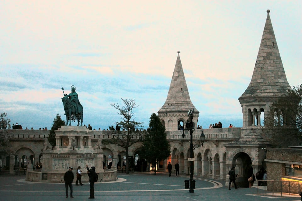 BloodThirsty Hungary: Walking tour & Dark Historical Stories - A Deeper Dive into the Experience