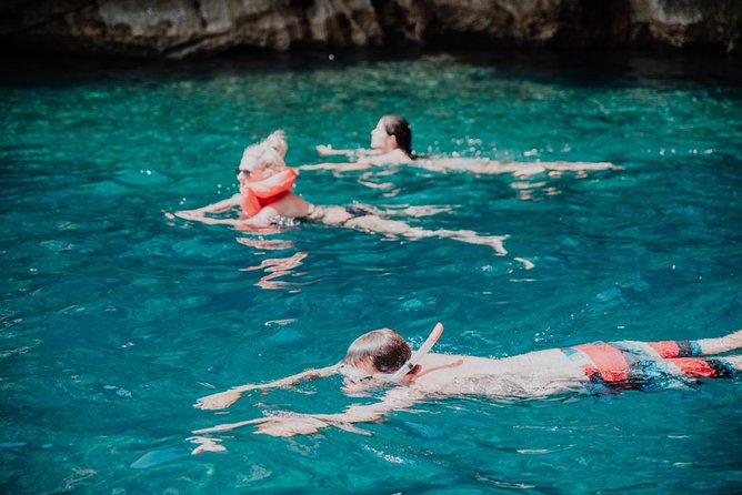 Blue Cave, Mamma Mia and Hvar, 5 Islands Speedboat Tour - Personal Experiences