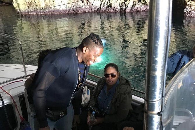 Blue cave tour with speed boat from town Hvar - FAQ