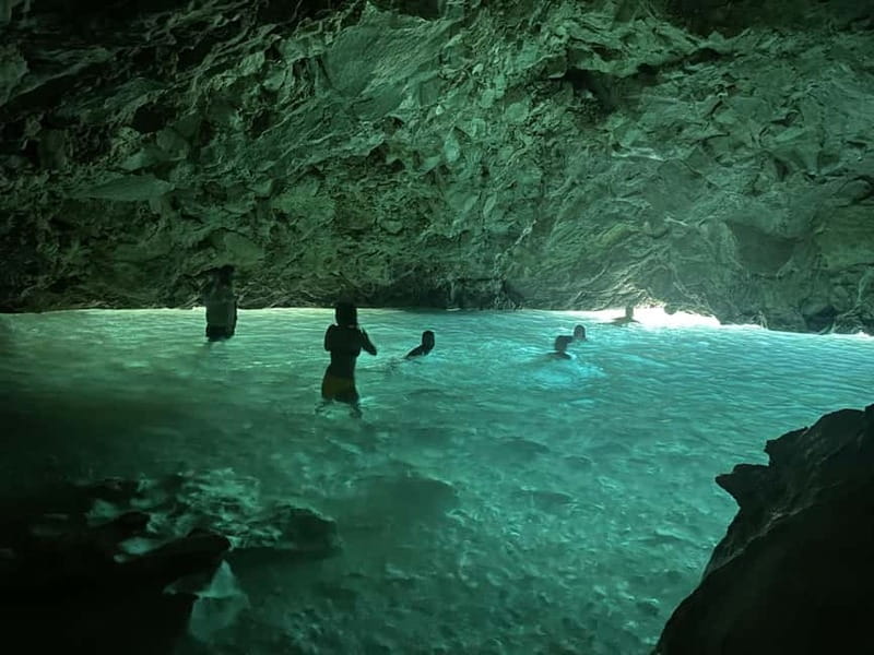 Blue Gem Cave Speedboat Tour Vlore - An Honest Look at the Blue Gem Cave Speedboat Tour in Vlore