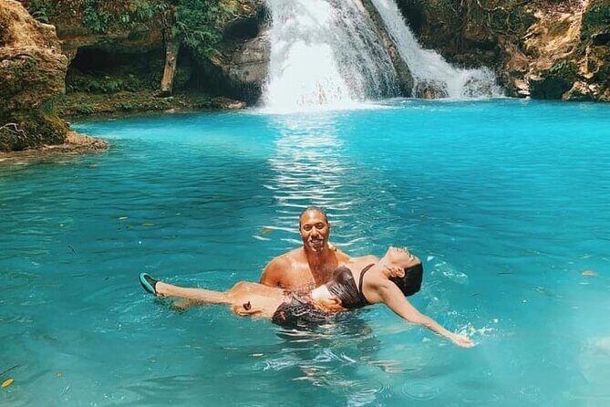 Blue Hole Adventure Tour - An In-Depth Look at the Blue Hole Adventure Tour