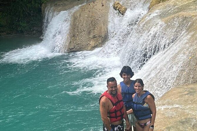 Blue Hole and Beach from Cruise ship Ports or Hotels in Ocho Rios - The Sum Up