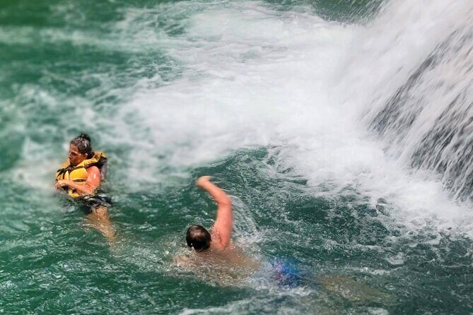 Blue Hole and Dunn's River Falls Ocho rios - FAQ