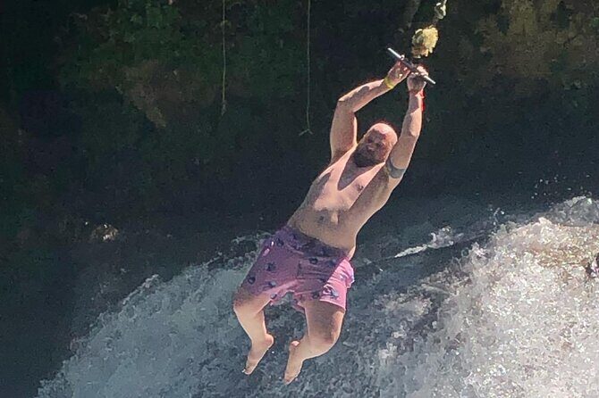 Blue Hole and Shopping in Ochi Rios - Key Points