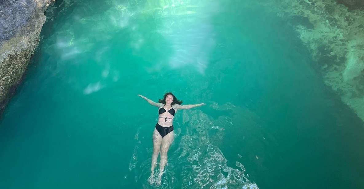 Blue Hole Mineral Spring and Ricks Cafe Private Tour - Dining and Refreshments