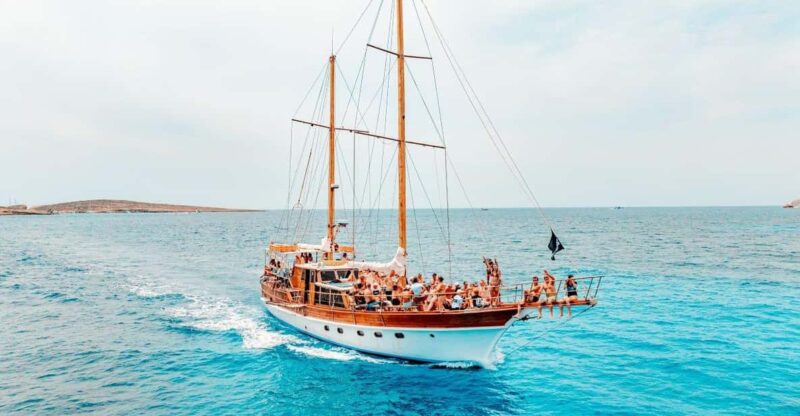Blue Lagoon: Barbarossa Comino & Blue Lagoon and Free Wine - Accessibility and Comfort