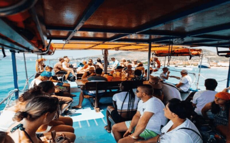 Blue Lagoon Boat Tour from Trogir with Lunch and Drinks - The Core of the Tour: What Travelers Can Expect