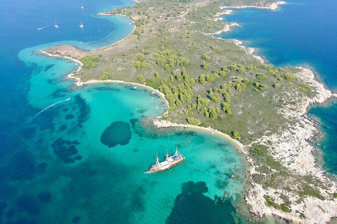 Blue Lagoon Cruise With the Pirates Boat From Halkidiki - Cruise Experience Overview