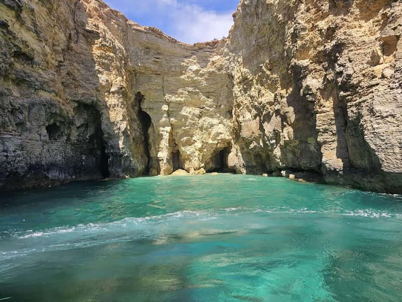 Blue Lagoon Malta: Crystal Lagoon, & Caves Private Speedboat - FAQ