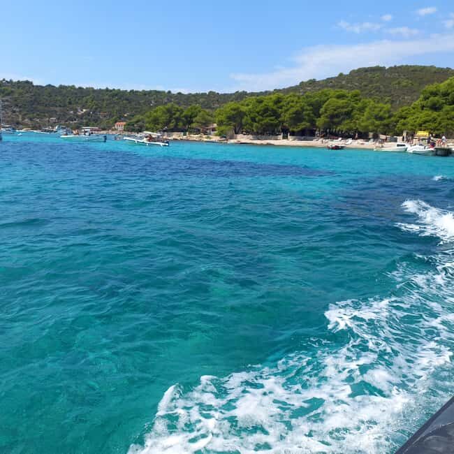 Blue lagoon with a speed boat water and towels included - Who Is This Tour Best For?