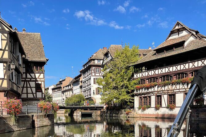 BOAT ALSACE Visit Strasbourg in a private boat + Captain - FAQ