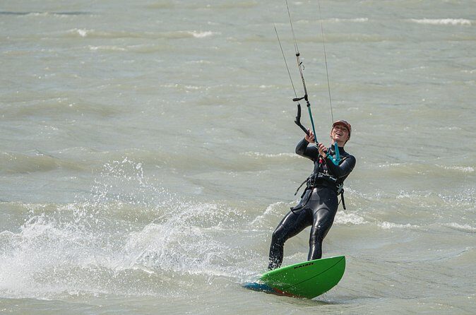 Boat Assisted Kiteboarding Lessons in Squamish - The Sum Up
