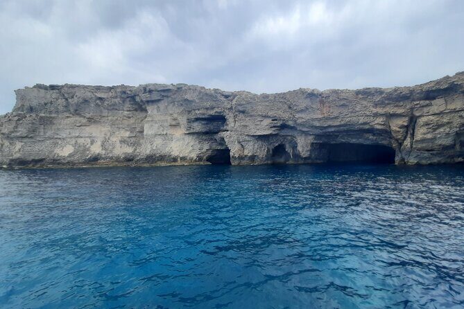 Boat Charters Blue lagoon, Crystal Lagoon, Comino, Malta - What’s Included and What You Should Know