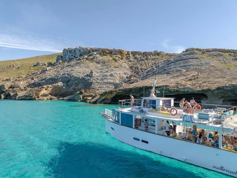 Boat day trip with drinks and lunch - An Authentic Mallorca Sea Experience: What to Expect