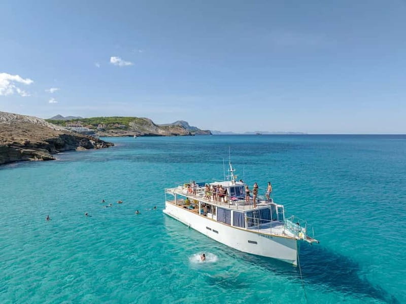 Boat day trip with drinks and lunch - Who Will Love This Experience?