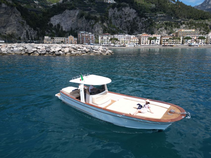 Boat Excursion Along the Amalfi Coast - Booking