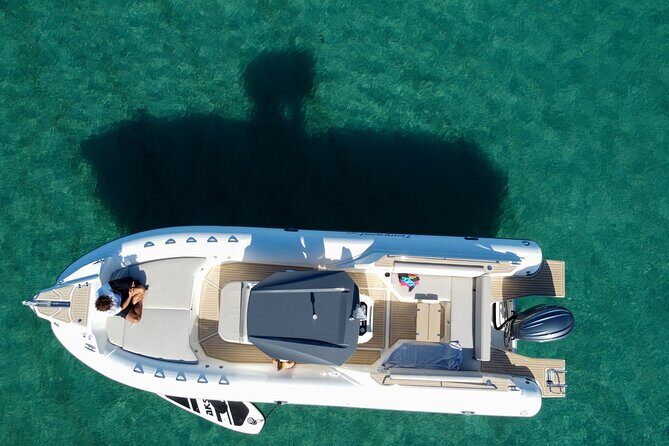 Boat excursion in Cagliari: 3 amazing hours! - The Sum Up