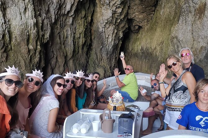Boat Excursion on the Island of Ortigia With Snorkeling to the Sea Caves - Booking and Payment Details