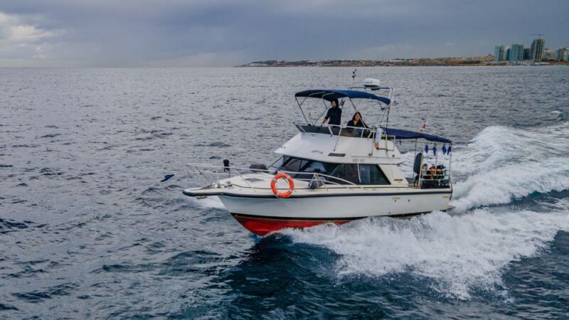 Boat for Scuba Divers. Airplanes and Coral Gardens Dive - Dive Sites Explored