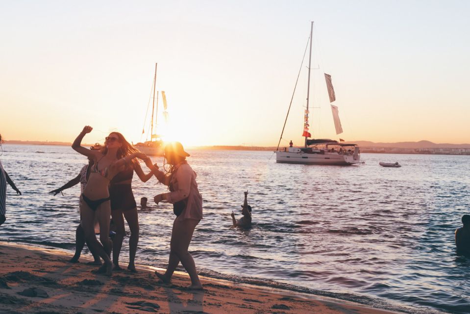 Boat in Algarve - Luxury Catamaran - Portimão - Important Considerations