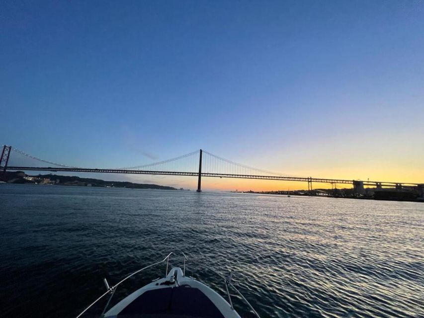 Boat Lisbon Sightseeing Tagus River | Food&Drinks | Diving - Entertainment Options