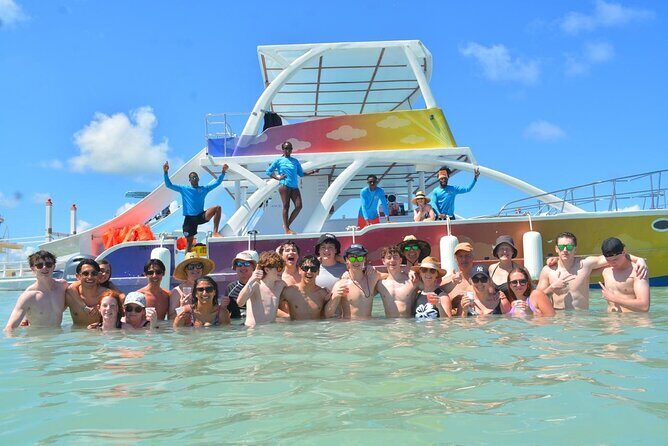 Boat Party in Punta Cana (Party Boat) - Key Points