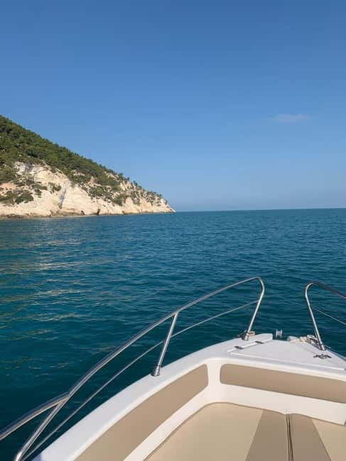 Boat Rental La Darsena - The Boats and Their Capacity