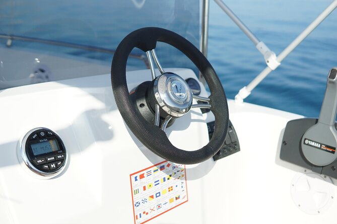 Boat Rentals Without Licence in Nerja - Included Features