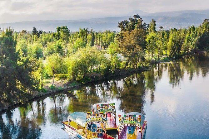Boat ride and Mezcal Tasting at Xochimilco - Key Points