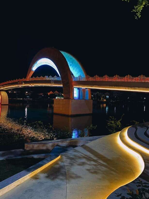 Boat Ride With Releasing Lanterns,Moonlight Bridge/Hoi an - Inclusions