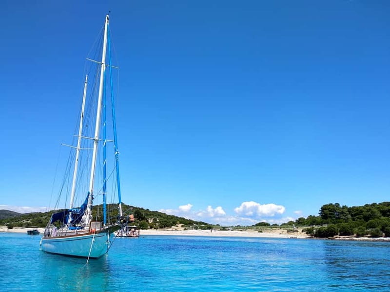Boat Tour From Hvar: Blue Cave, Palmiana, and Vis Island - A Detailed Look at the Tour Experience