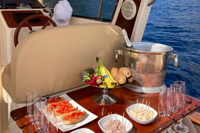 Boat Tour From Sorrento to Capri With a Visit to the Blue Grotto - Highlights of the Blue Grotto